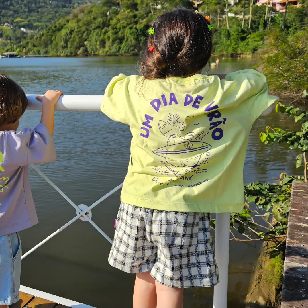 Camiseta Over Um Dia de Verão