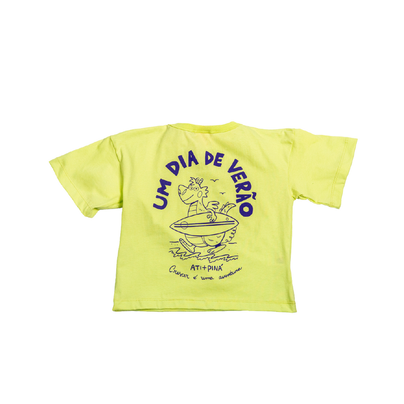 Camiseta Over Um Dia de Verão - Ati+Piná