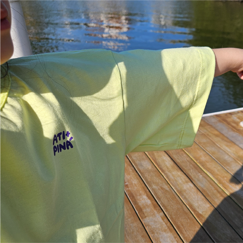 Camiseta Over Um Dia de Verão - Ati+Piná