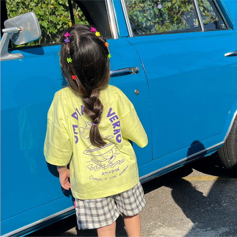 Camiseta Over Um Dia de Verão - Ati+Piná