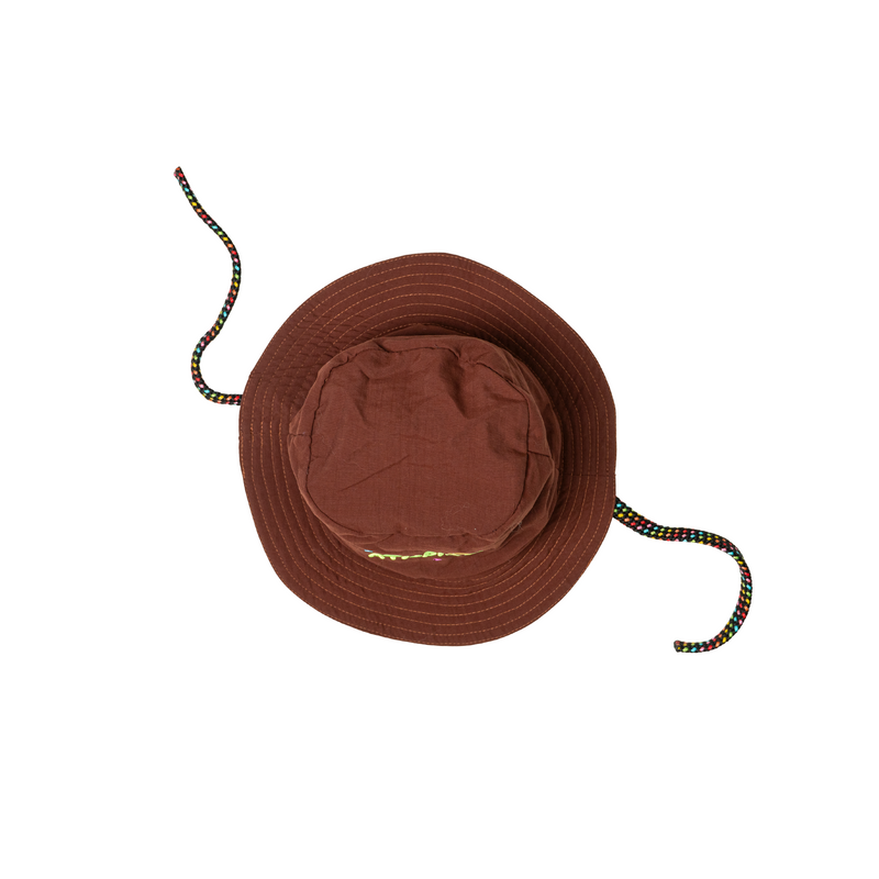 Bucket infantil Além da Órbita marrom, Ati+Piná, foto 2