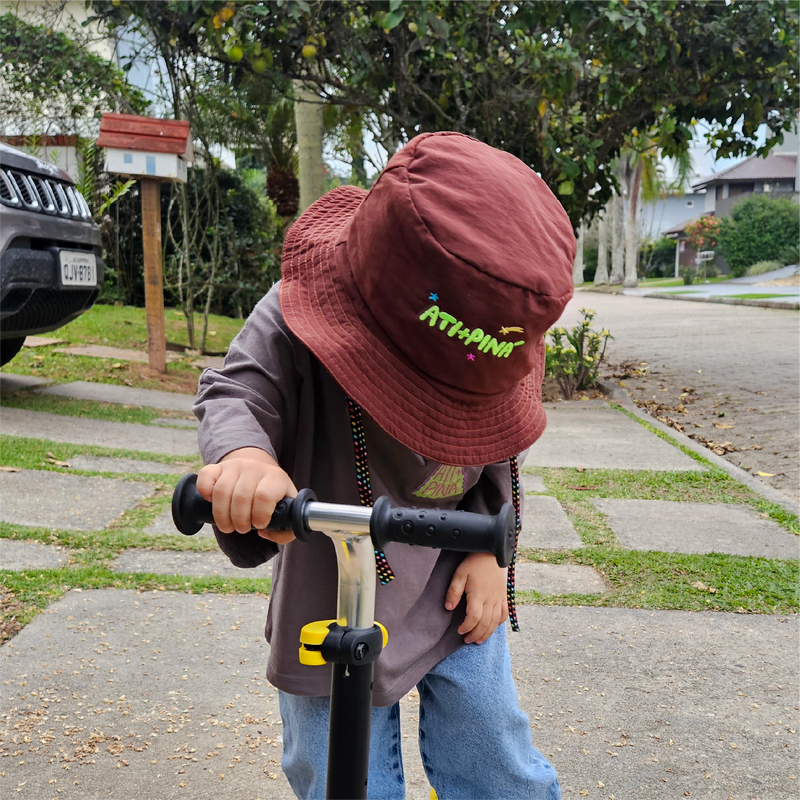 Bucket infantil Além da Órbita marrom, Ati+Piná, foto 3